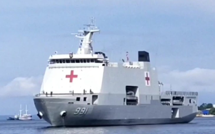 Rumah Sakit Terapung TNI AL KRI dr. Wahidin Sudirohusodo -991
