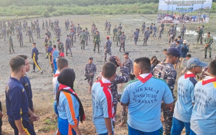 SMK KAL-1 ikut serta tanam mangrove 