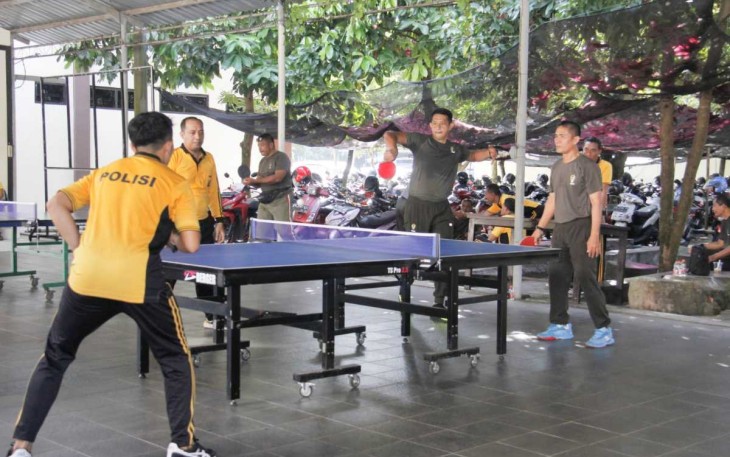 Olahraga bersama TNI-POLRI di kabupaten Trenggalek 