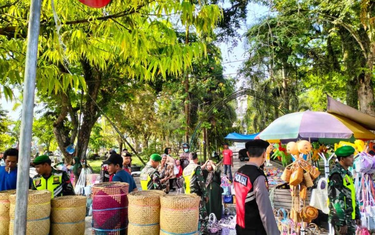 Patroli bersama ciptakan rasa aman di Pasar Amuntai 