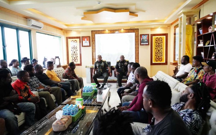 Pangdam Kasuari Mayjen TNI Gabriel Lema 