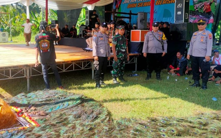 Pentas Kesenian Jaranan Singo Angkoso
