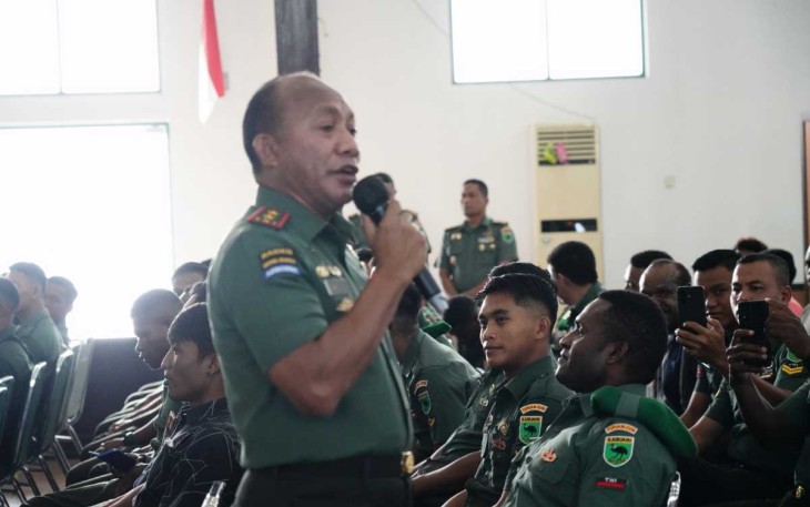 Pangdam Kasuari Mayjen TNI Gabriel Lema 