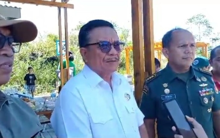 Wali Kota Bitung Bersama Kasrem 131/Stg Lepas 10 Ekor Rusa Timor Rinsis 