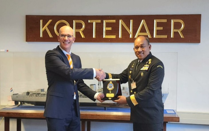 Kadisjarahal Laksamana Pertama TNI Dr Hariyo Poernomo 