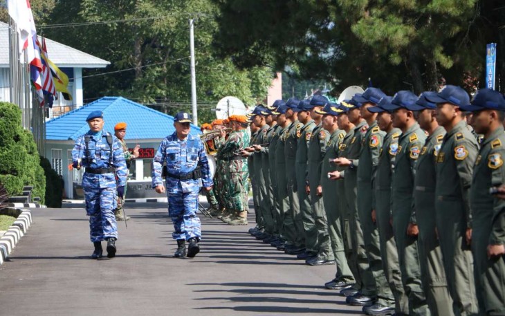 Kasau Marsekal TNI Fajar Prasetyo saat pengecekan pasukan 