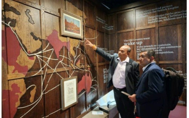 Kadisjarahal Laksamana Pertama TNI Dr Hariyo Poernomo saat mengunjungi museum di Belanda