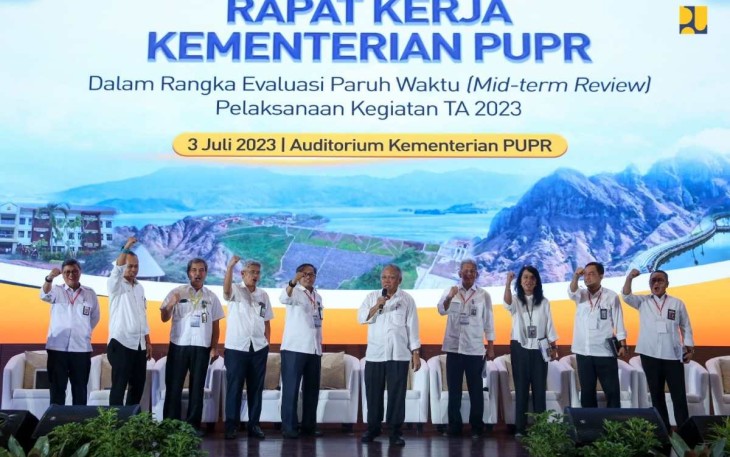 Raker Review TA 2023 Kementerian PUPR di Jakarta, Senin (3/7)