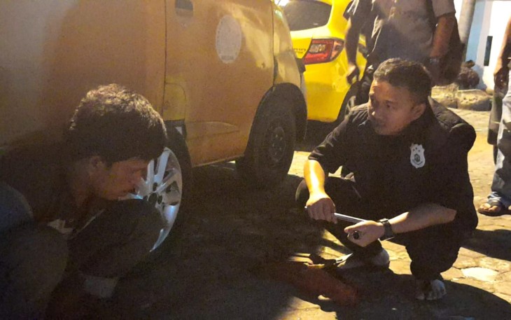 Kasatreskrim Polrestabes Medan Kompol Fathir saat tangkap pelaku pencurian ban, 