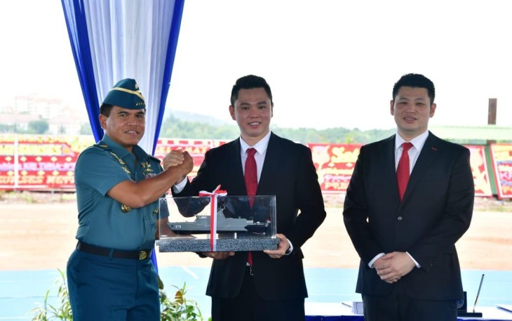 Kasal Laksamana TNI Muhammad Ali saat shipnaming dan launching KRI Tuna-876 di galangan PT KAS Batam, Rabu (5/7)