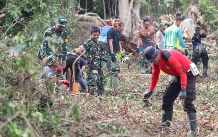 Sinergitas TNI-Polri dalam TMMD ke 117 Kodim 1411/Blk
