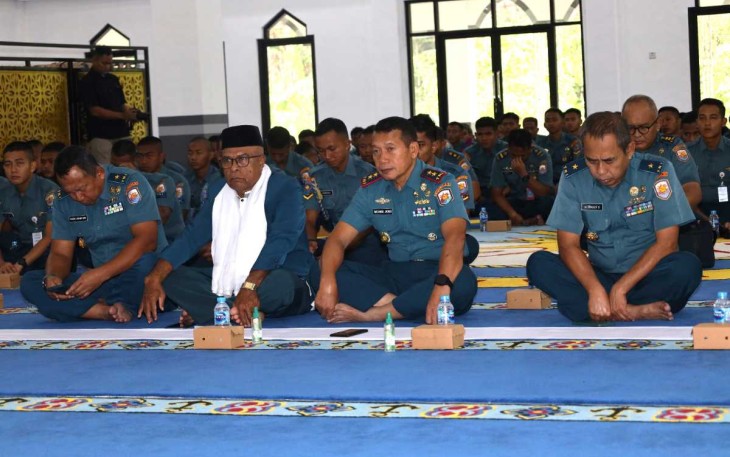 Peringatan Tahun Baru Islam 1445 H di Koarmada III 