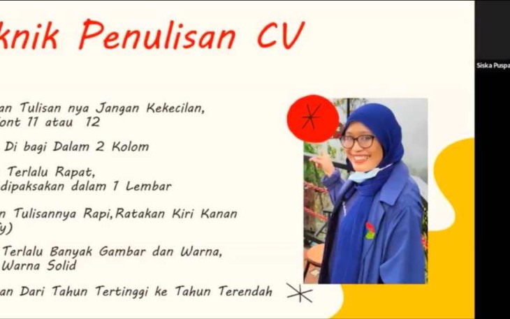 Siska Puspa Sari memaparkan teknik penulisan CV pada lulusan Universitas Pertamina pada gelaran seminar program Lulusan Merah Putih