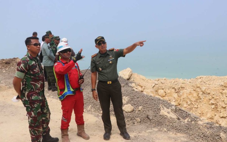 Paparan Pembangunan JLS di Perkebunan Kaligentong