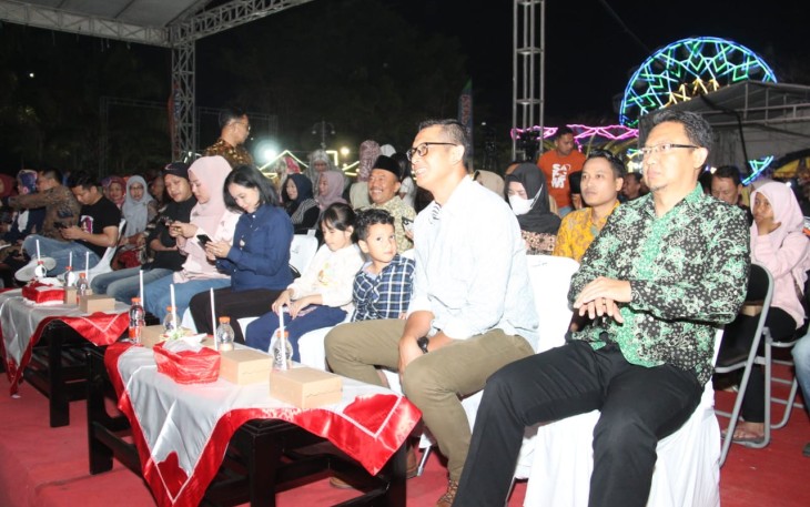 Dandim 0806/Trenggalek Saksikan Puncak Perayaan Hari Jadi ke-829 Kabupaten Trenggalek