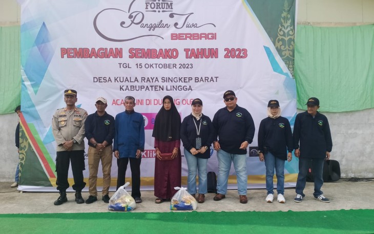 Forum Panggilan Jiwa Berbagi 100 Paket Sembako untuk Masyarakat Desa Kuala Raya 