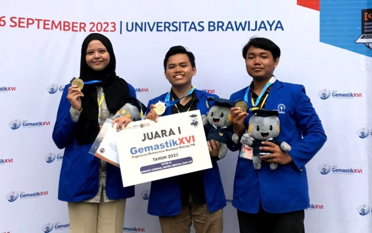 Tim UPER (Tim RoadSense) meraih gelar juara pertama dalam ajang Gemastik 2023