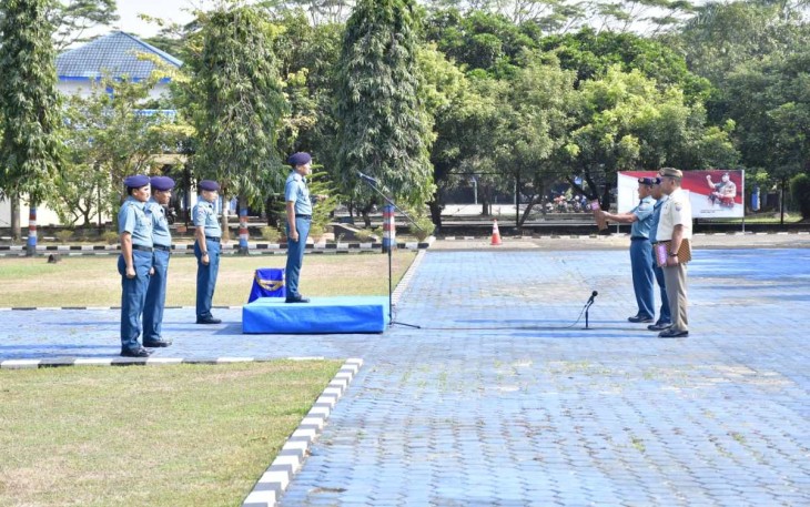 Upacara bendera prajurit Lanal Cilacap 