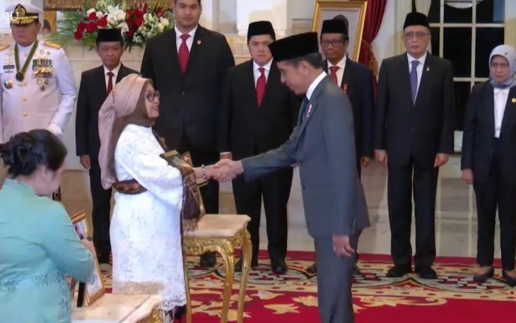 Penganugerahan Gelar Pahlawan Nasional dan Penganugerahan Tanda Kehormatan RI oleh Presiden RI  bertempat di Istana Negara Jakarta. Jumat (10/11/2023).