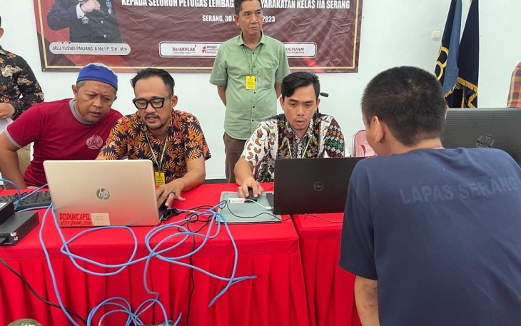 Perekaman E-KTP Warga Binaan Lapas Serang yang Berdomisili di Kota Serang