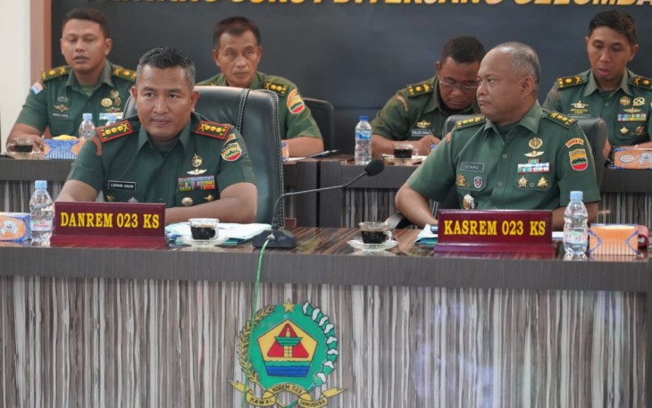 Danrem 023/KS Hadiri Rapat Evaluasi Progjagar Kodam I BB 2023 Secara Virtual 