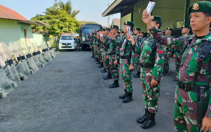 Apel Kesiapsiagaan Pemilu dan Pilkada Prajurit Menarmed 2 Kostrad, Jum'at (22/12)