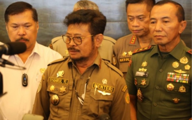 Mentan SYL saat konferensi pers di hotel Claro Makassar, Selasa (7/3)