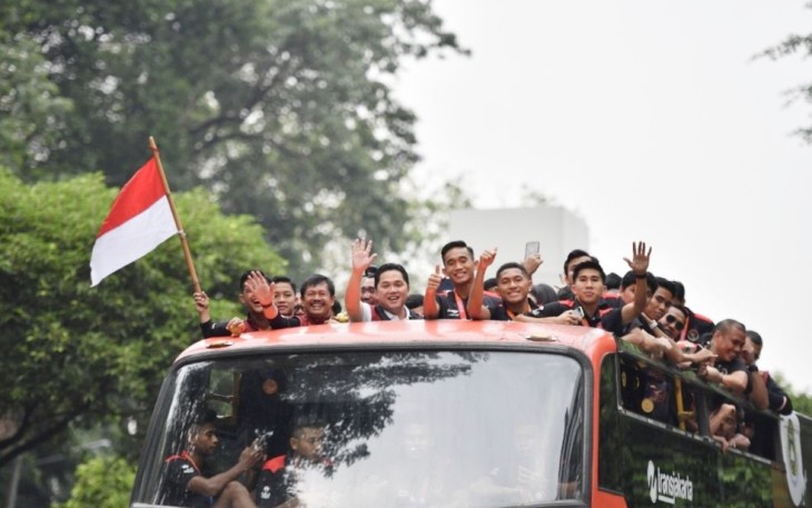 Ketum PSSI Erick Thohir bersama Tim U-22 SEA Games 2023 
