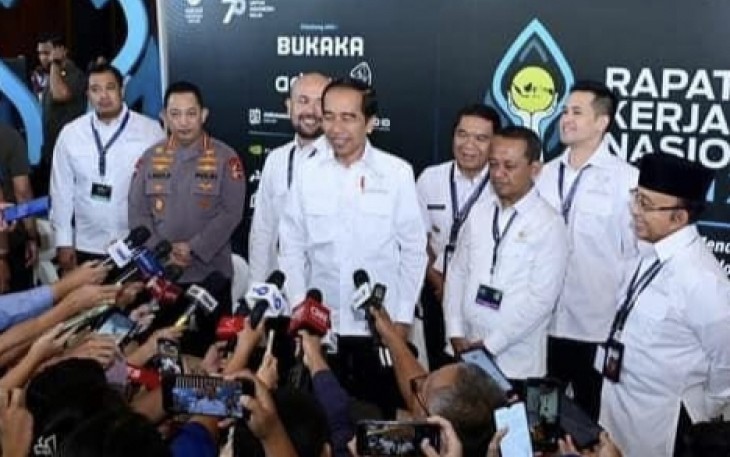 Presiden Joko Widodo saat memberikan keterangan pers, di ICE BSD, Tangerang, Kamis (31/8)