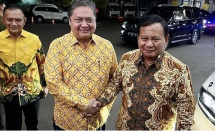 Airlangga Hartarto bersama Prabowo Subianto 