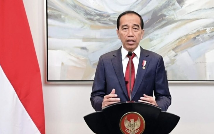 Presiden Joko Widodo menyampaikan keterangan di Riyadh, Kerajaan Arab Saudi, pada Kamis, 19 Oktober 2023, terkait situasi di Gaza, Palestina.