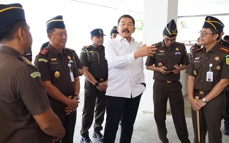 Jaksa Agung ST Burhanuddin saat memberikan arahan