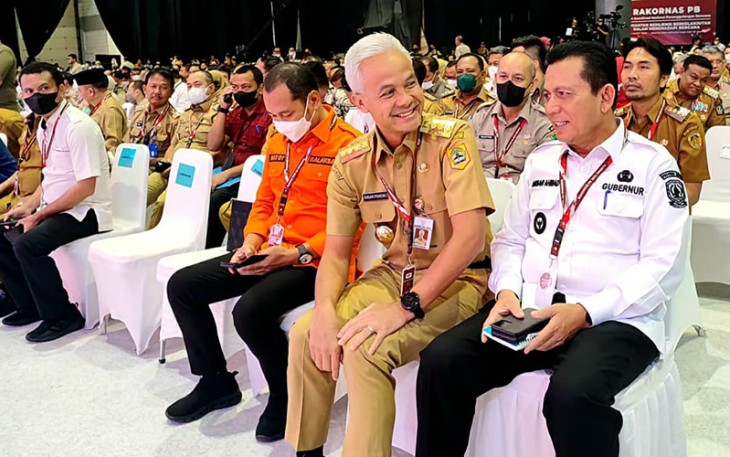Gubernur Kepulauan Riau H. Ansar Ahmad saat menghadiri Rapat Koordinasi Nasional Penanggulangan Bencana (Rakornas PB) 2023 di Arena Jakarta International Expo Kemayoran Hall B1 dan B2, Kamis, (02/03).