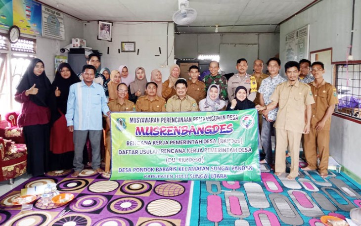 Foto Bersama usai acara