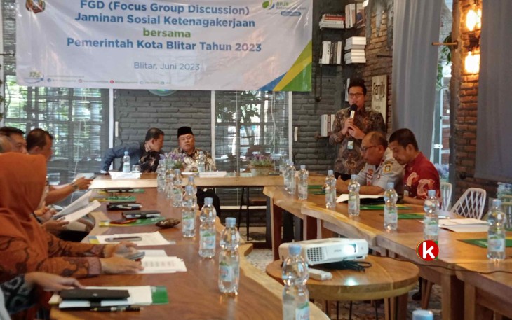 Pemkot Blitar bersama BPJS Ketenagakerjaan Cabang Blitar Berdiskusi Terkait Cakupan Kepesertaan BPJS Ketenagakerjaan (Foto : Faisal NR / Klikwarta.com)