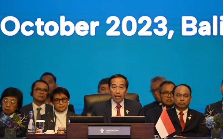 Presiden Republik Indonesia Joko Widodo membuka Konferensi Tingkat Tinggi AIS Forum 2023 di Bali Nusa Dua Convention Center, Nusa Dua, Kabupaten Badung, Bali, Rabu (11/10/2023). MEDIA CENTER KTT AIS 2023/M Agung Rajasa/rwa.