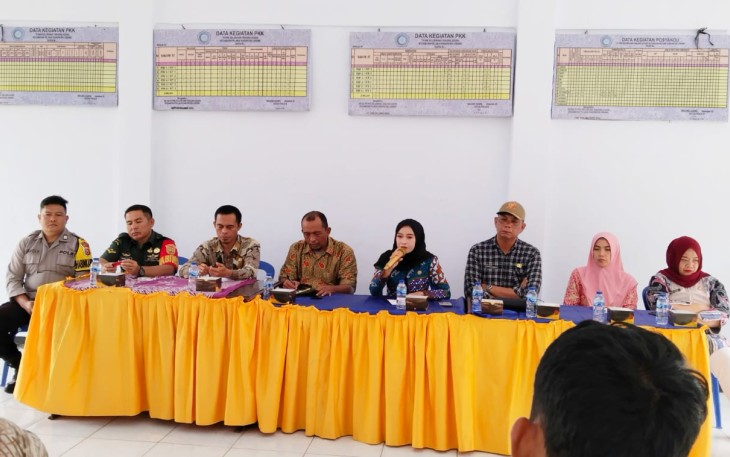 Bhabinkamtibmas Polsek Lebong Selatan Hadiri Penetapan  KPM BLT-DD 2023 Desa Bungin