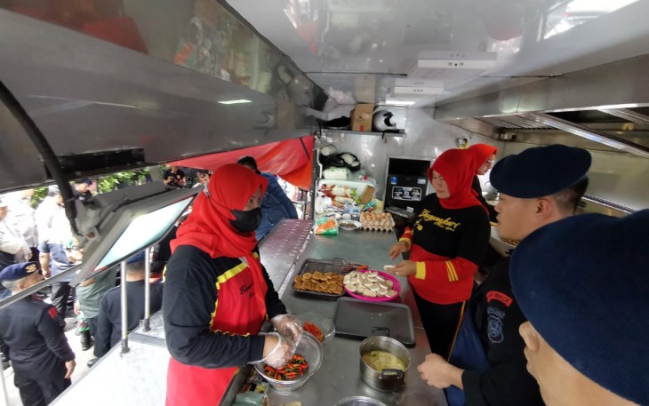Kapolri Tinjau Lokasi Kebakaran Depo Pertamina Plumpang 