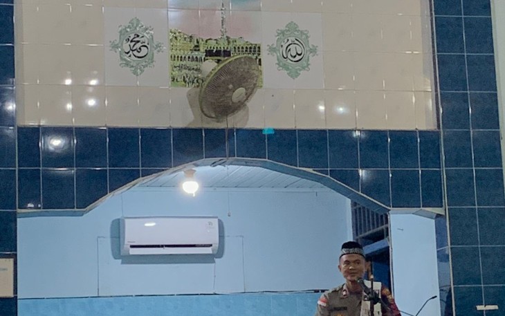 Uztad Polri Berikan Ceramah Kamtibmas di Masjid An-Nur Manna Bengkulu Selatan