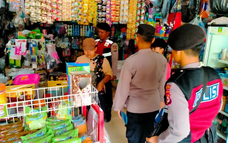 Tingkatkan Kamtibmas di Bulan Ramadan,  Polsek Enggano Laksanakan Razia Miras dan Petasan