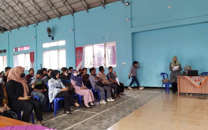 Bhabinkamtibmas Polsek Ketahun Hadiri Rapat Pleno Terbuka Rekapitulasi DPHP Pemilu 2024 di Kecamatan Ketahun 