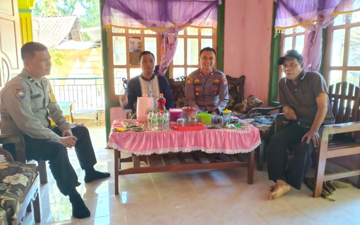 Pererat Silaturahmi, Kapolsek Giri Mulya Sambangi Tomas, Toga di Kecamatan Giri Mulya