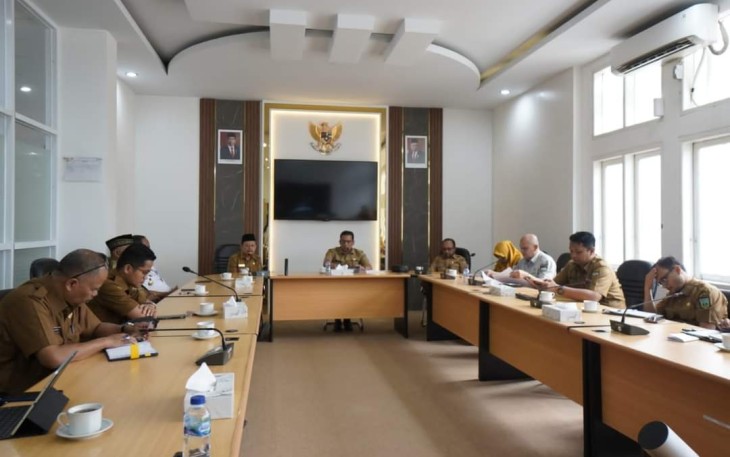  Sekdako Padang Panjang Sonny Budaya Putra, meminta semua OPD menindaklanjuti setiap usulan warga.
