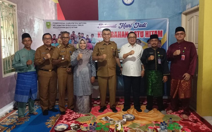 Bupati Natuna Wan Siswandi saat Hadiri Hari Jadi Kelurahan Batu Hitam ke 4 
