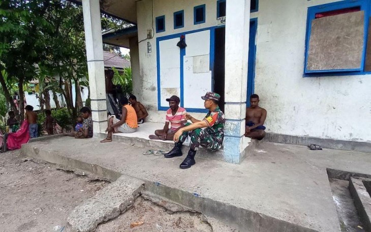 Babinsa Koramil 1710-07/Mapurujaya Himbau Warganya Untuk Terapkan Pola Hidup Sehat