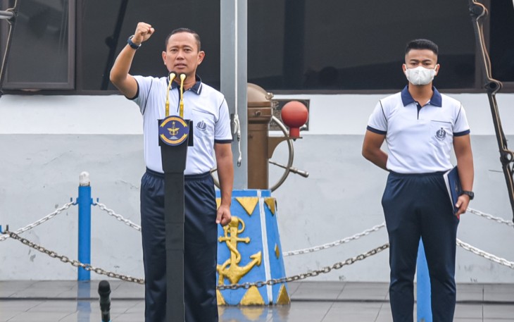 Panglima Komando Lintas Laut Militer Laksda TNI Hudiarto Krisno Utomo, PSC(J) M.A., M.M.S., CHRMP Laksanakan Apel Khusus 