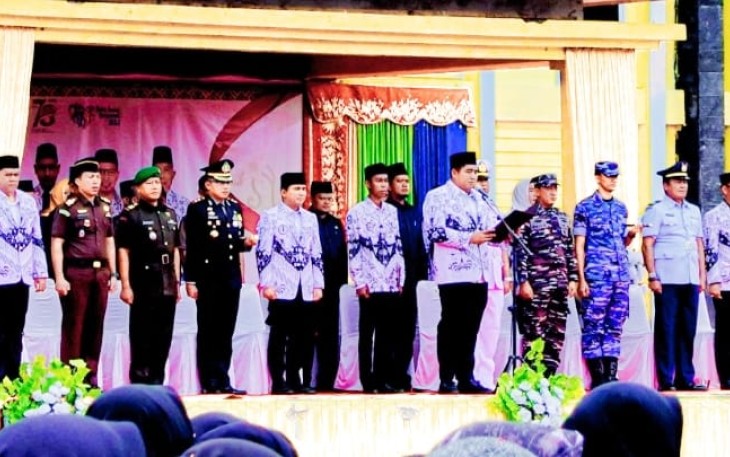 Bupati Bintan Jadi Pembina Upacara Peringatan HUT PGRI Ke 78 dan HGN Tahun 2023