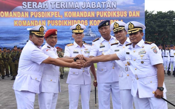 foto bersam usai sertijab