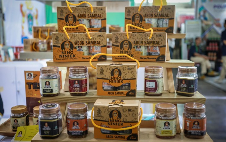 MenKopUKM Dorong Produksi Unggulan Domestik Terhubung dalam Industri Halal