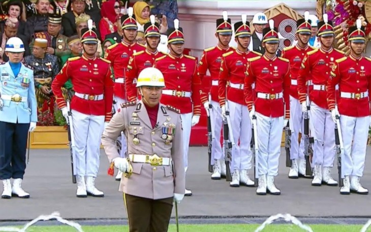 Upacara penurunan bendera negara sang merah putih yang merupakan rangkaian HUT RI ke- 78 di Istana Negara, Jakarta Pusat, Kamis (17/8/2023).
